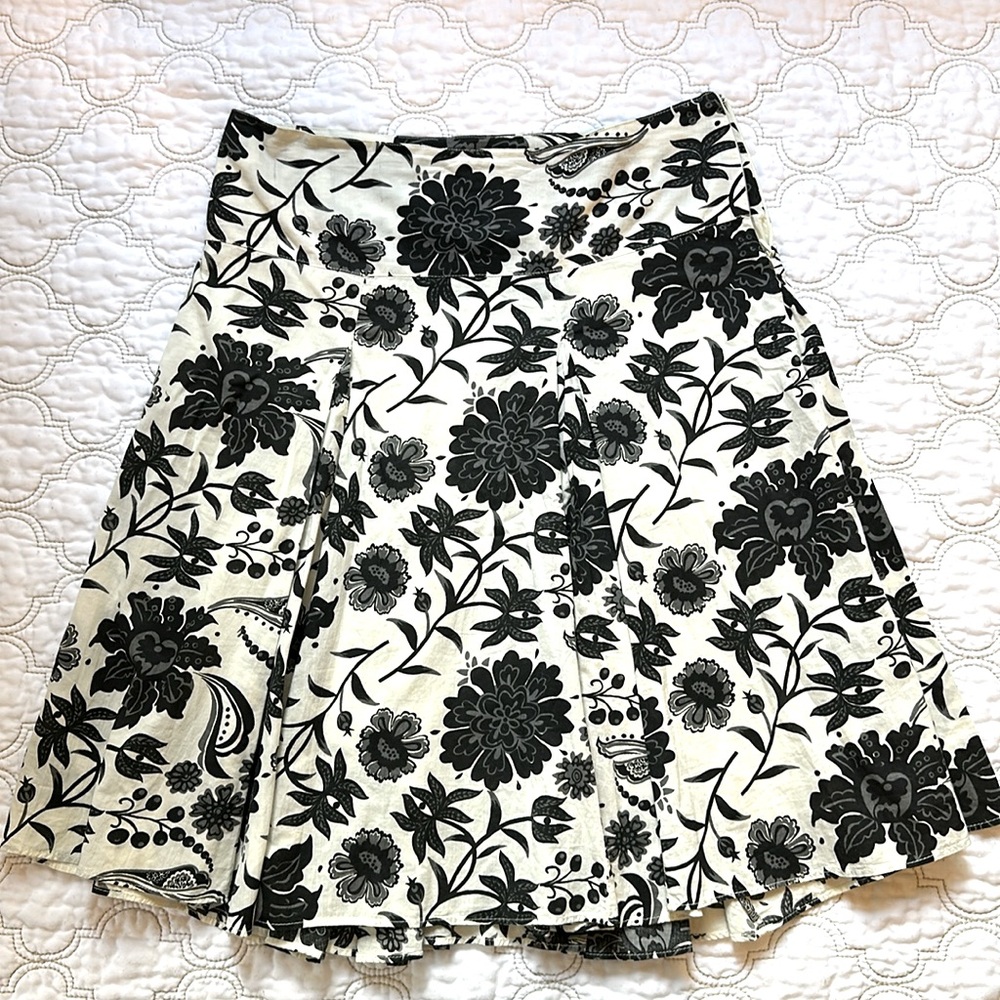 Mossimo Cotton Skirt size 2